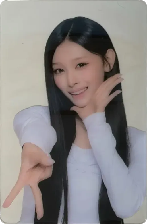 미나미 얼굴 옆 손